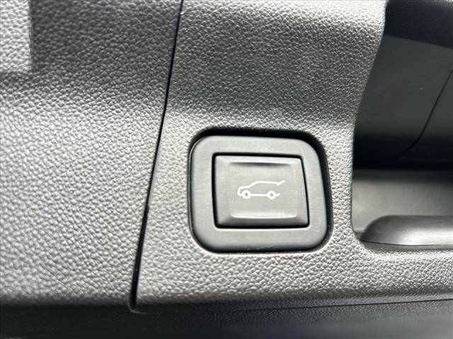 2023 GMC Acadia SLE Black Edition