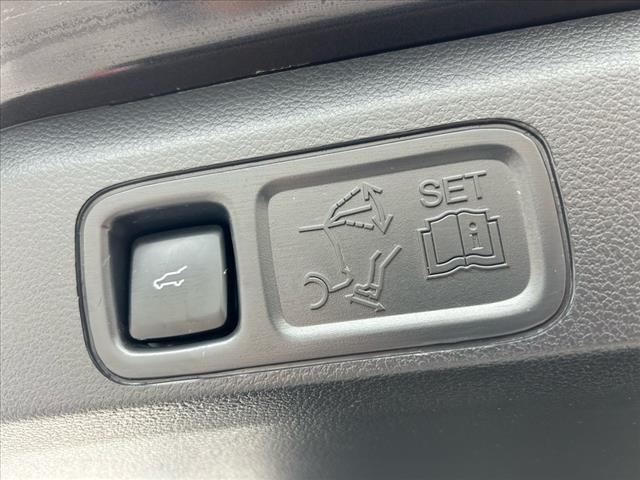 2023 Ford Expedition Platinum 4x4 w/EcoBoost