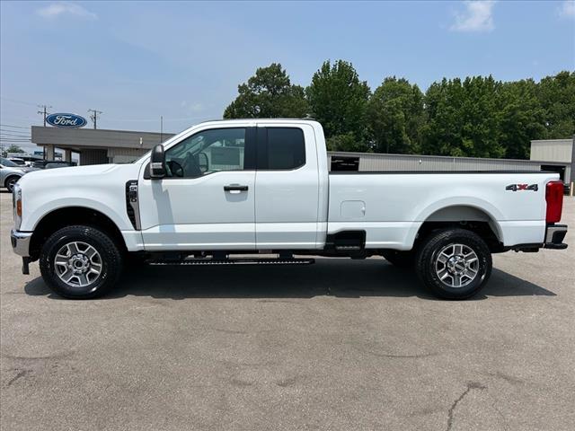 2025 Ford F-350 Super Duty XLT