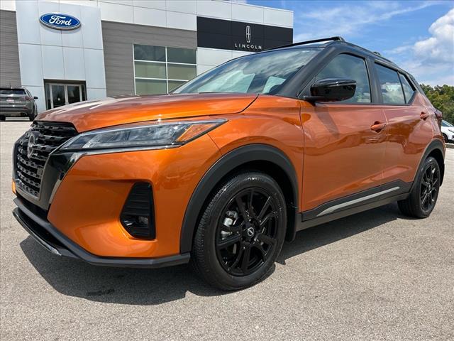 2023 Nissan Kicks SR