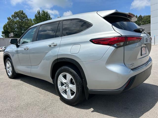 2023 Toyota Highlander LE