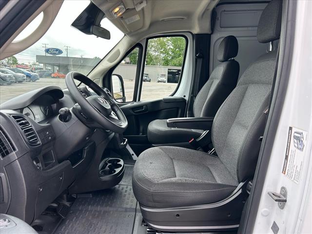 2023 RAM ProMaster 2500 159 WB High Roof Cargo