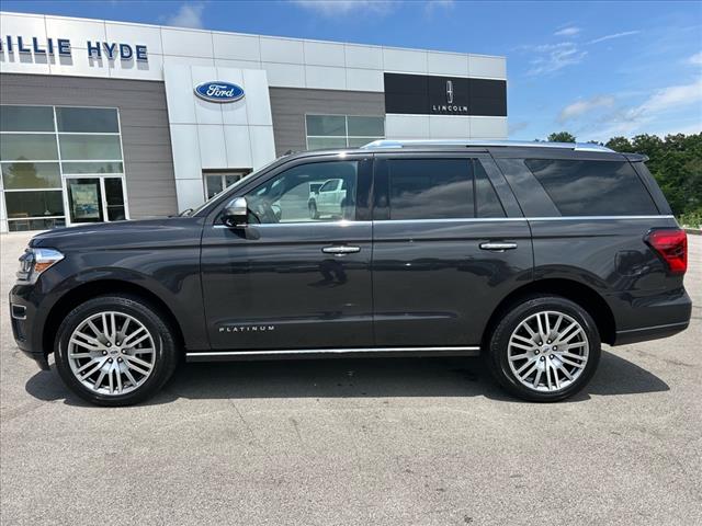 2023 Ford Expedition Platinum 4x4 w/EcoBoost