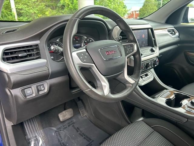 2023 GMC Acadia SLE Black Edition