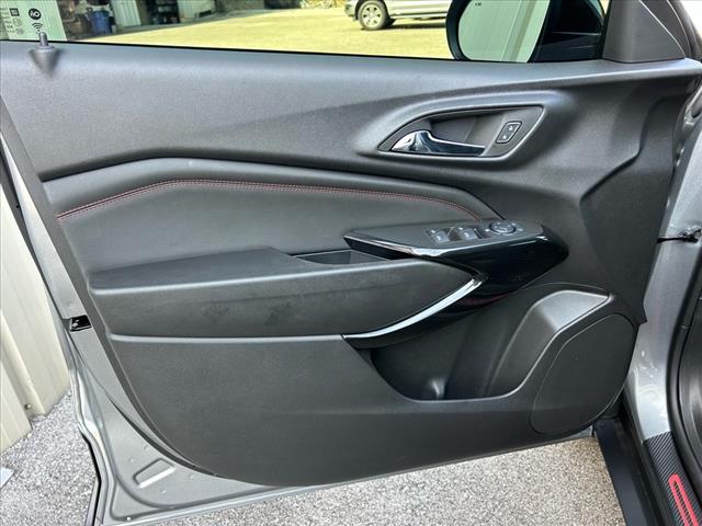 2025 Chevrolet Trax RS