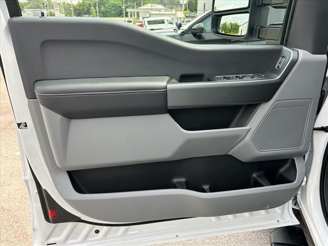 2025 Ford F-350 Super Duty XLT