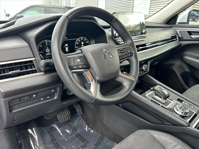 2023 Mitsubishi Outlander PHEV HYBRID SE AWD