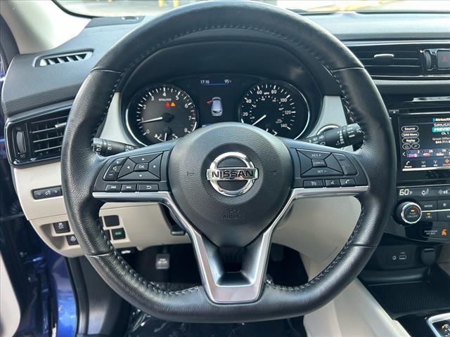 2022 Nissan Rogue Sport SV