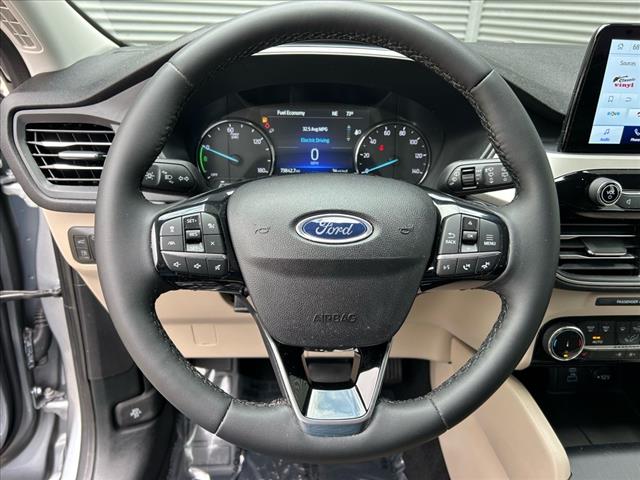 2022 Ford Escape Hybrid SEL AWD