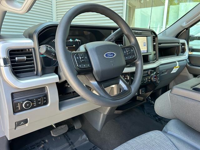 2025 Ford F-350 Super Duty XLT
