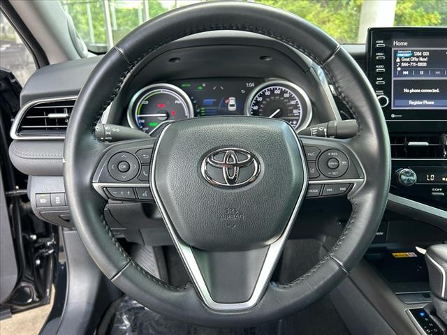 2022 Toyota Camry Hybrid XLE