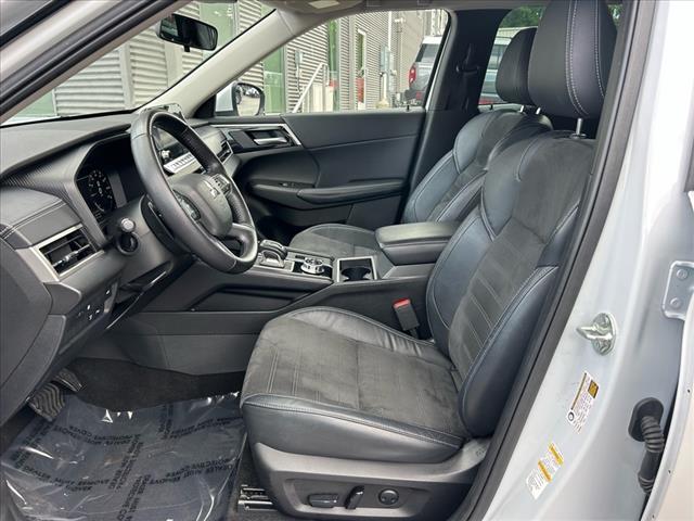2023 Mitsubishi Outlander PHEV HYBRID SE AWD