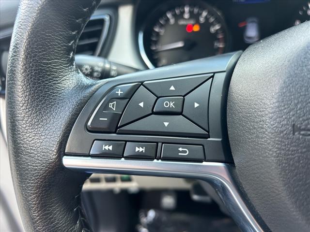 2022 Nissan Rogue Sport SV