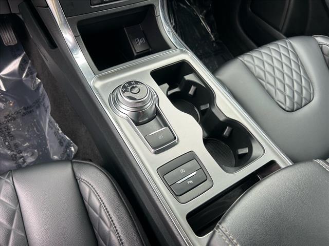 2024 Ford Edge Titanium AWD w/EcoBoost