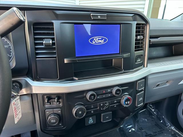 2025 Ford F-350 Super Duty XLT