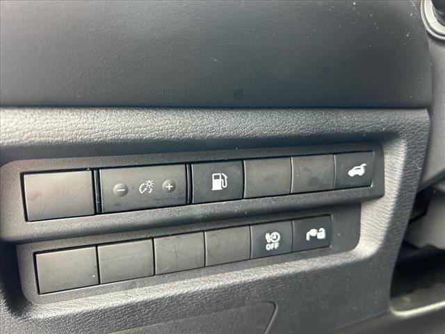 2023 Mitsubishi Outlander PHEV HYBRID SE AWD