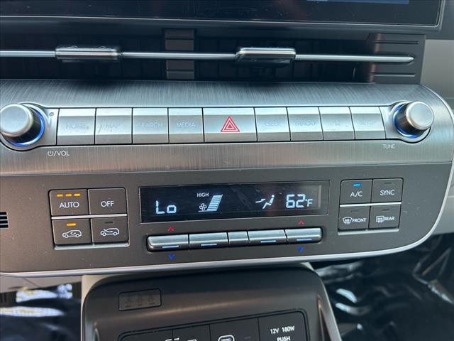 2024 Hyundai KONA SEL AWD