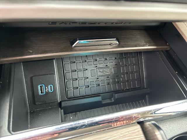 2023 Ford Expedition MAX Limited 4x4 w/EcoBoost