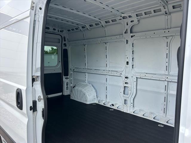 2023 RAM ProMaster 2500 159 WB High Roof Cargo