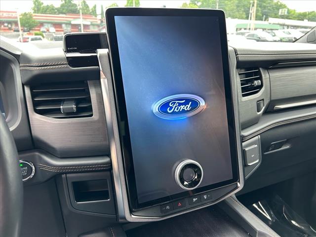 2023 Ford Expedition Platinum 4x4 w/EcoBoost