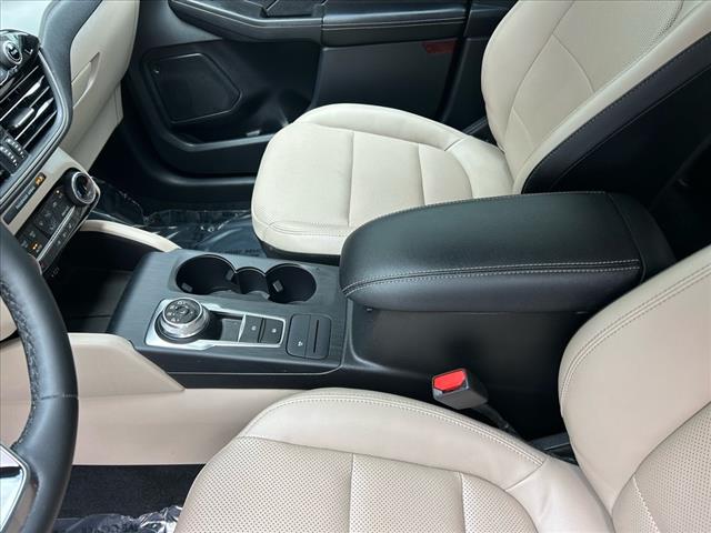 2022 Ford Escape Hybrid SEL AWD