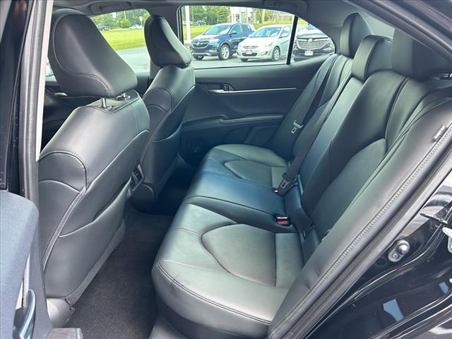 2022 Toyota Camry Hybrid XLE