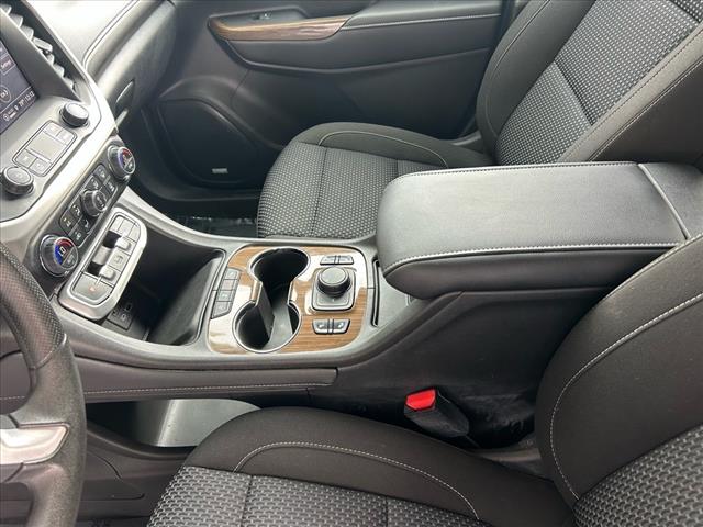 2023 GMC Acadia SLE Black Edition