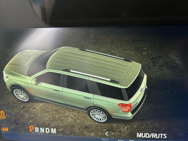 2023 Ford Expedition Platinum 4x4 w/EcoBoost