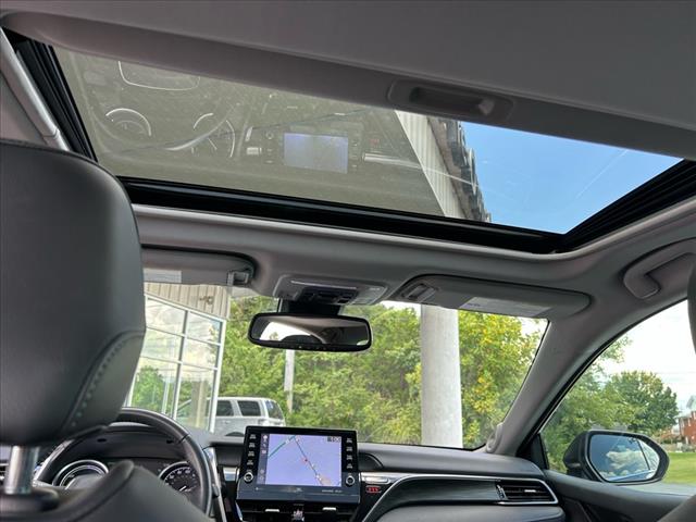 2022 Toyota Camry Hybrid XLE