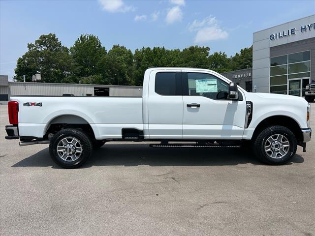 2025 Ford F-350 Super Duty XLT