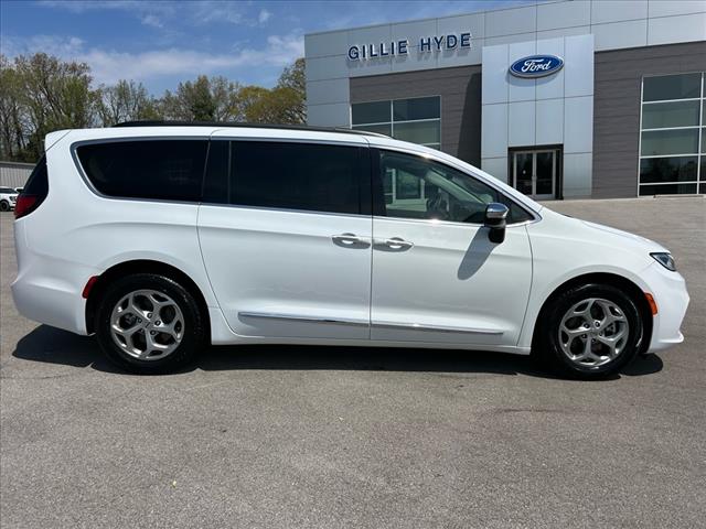 2023 Chrysler Pacifica Limited