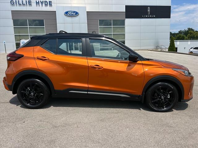 2023 Nissan Kicks SR