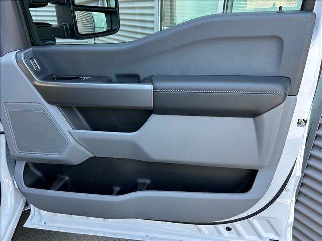 2025 Ford F-350 Super Duty XLT