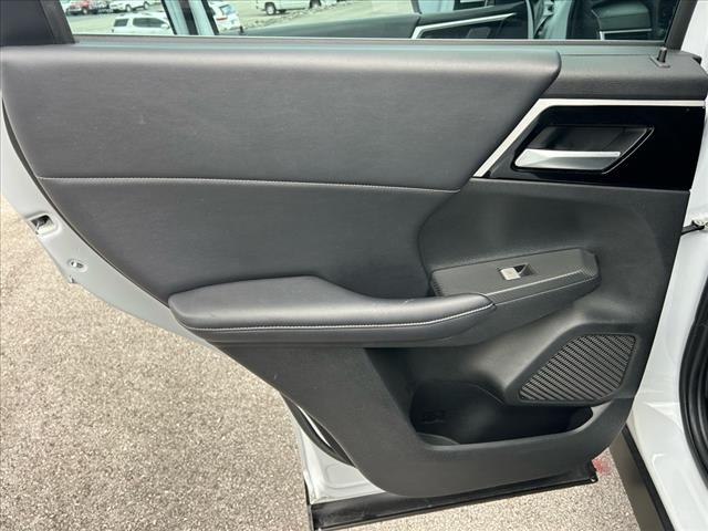 2023 Mitsubishi Outlander PHEV HYBRID SE AWD