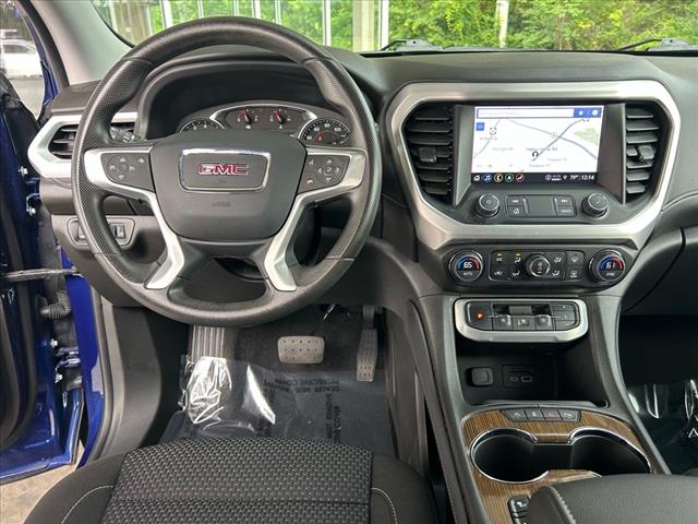 2023 GMC Acadia SLE Black Edition