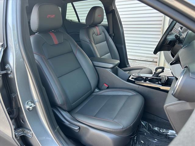 2025 Chevrolet Trax RS