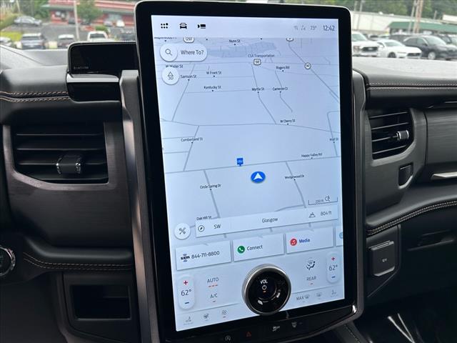 2023 Ford Expedition Platinum 4x4 w/EcoBoost