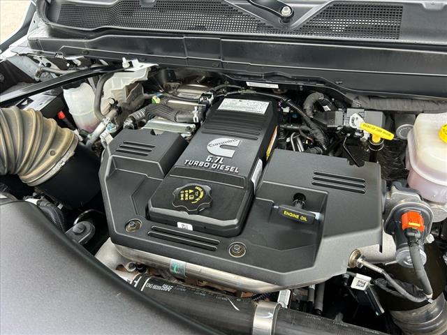 2024 RAM 3500 SLT Cab & Chassis 4x4 DRW