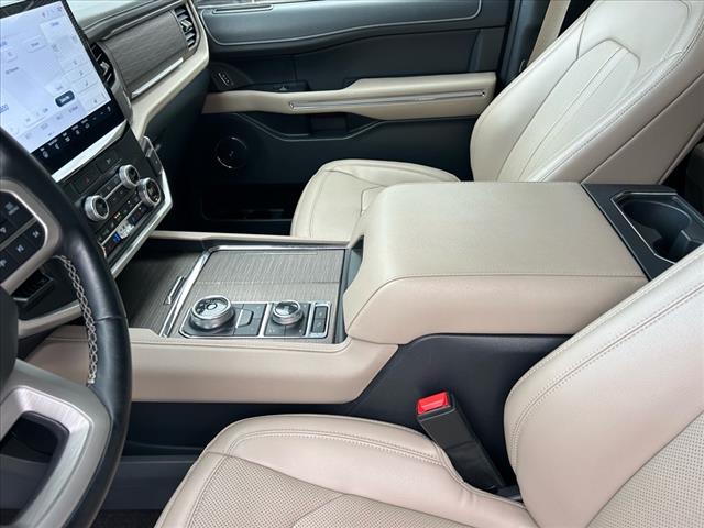 2023 Ford Expedition MAX Limited 4x4 w/EcoBoost