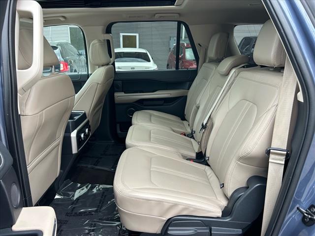 2023 Ford Expedition MAX Limited 4x4 w/EcoBoost