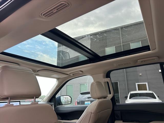 2023 Ford Expedition MAX Limited 4x4 w/EcoBoost