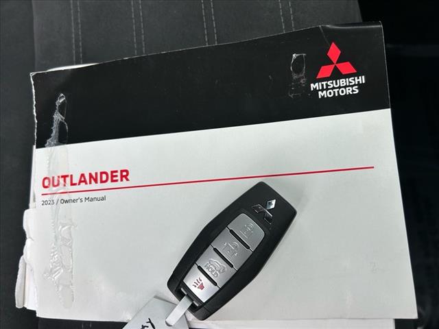 2023 Mitsubishi Outlander PHEV HYBRID SE AWD