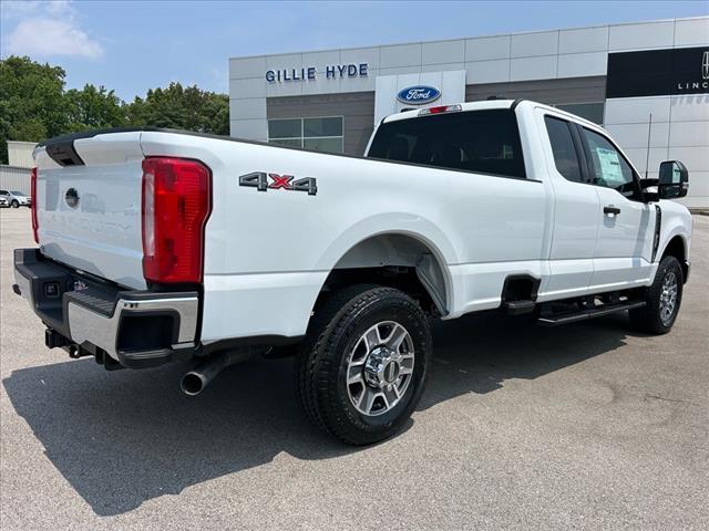 2025 Ford F-350 Super Duty XLT