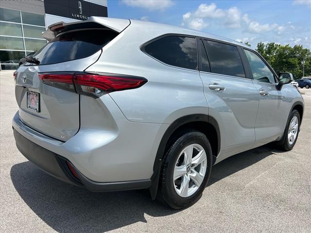 2023 Toyota Highlander LE