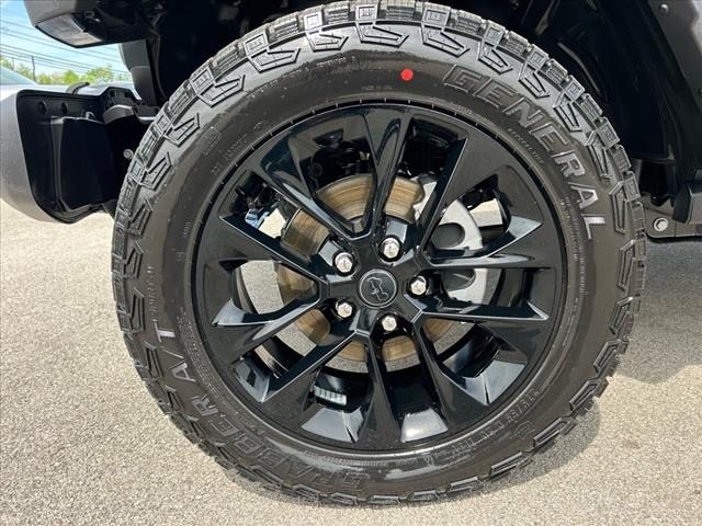2025 Jeep Gladiator NightHawk