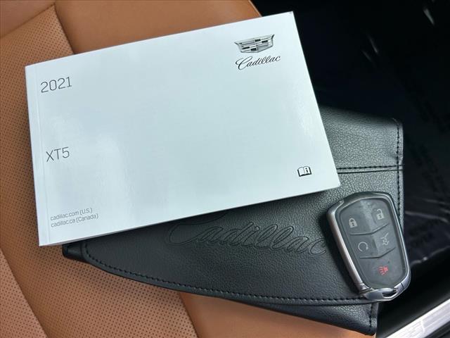 2021 Cadillac XT5 Premium Luxury