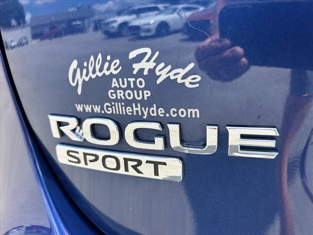 2022 Nissan Rogue Sport SV