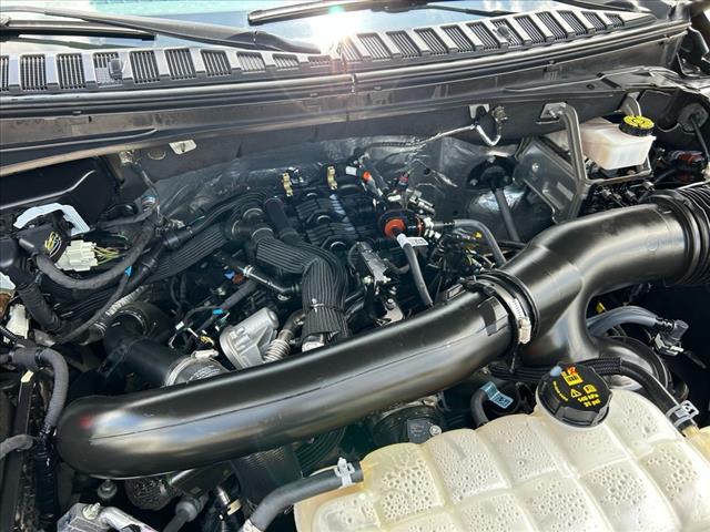 2023 Ford Expedition Platinum 4x4 w/EcoBoost