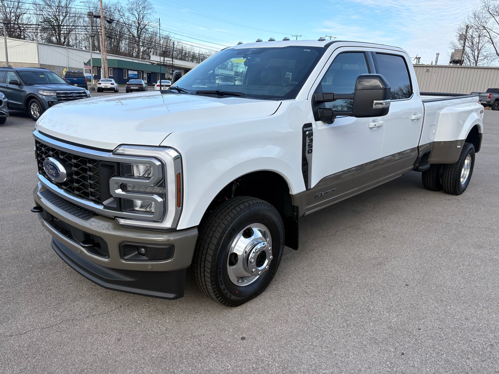 View vehicle photo 7