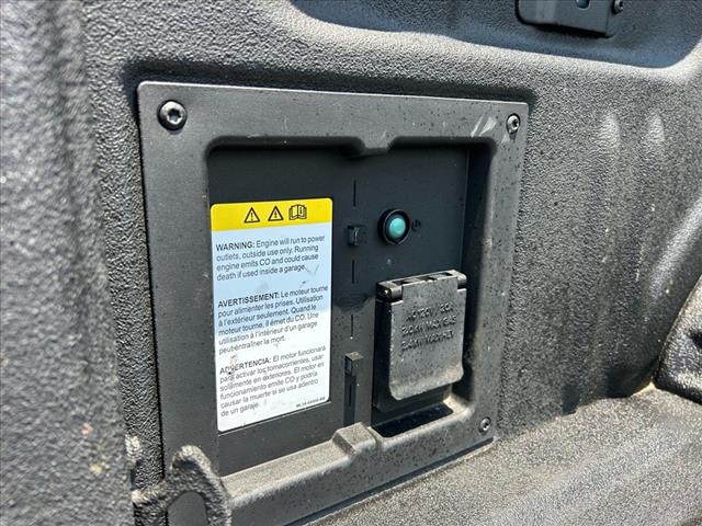 2024 Ford F-150 XLT 4x4 w/PowerBoost HYBRID